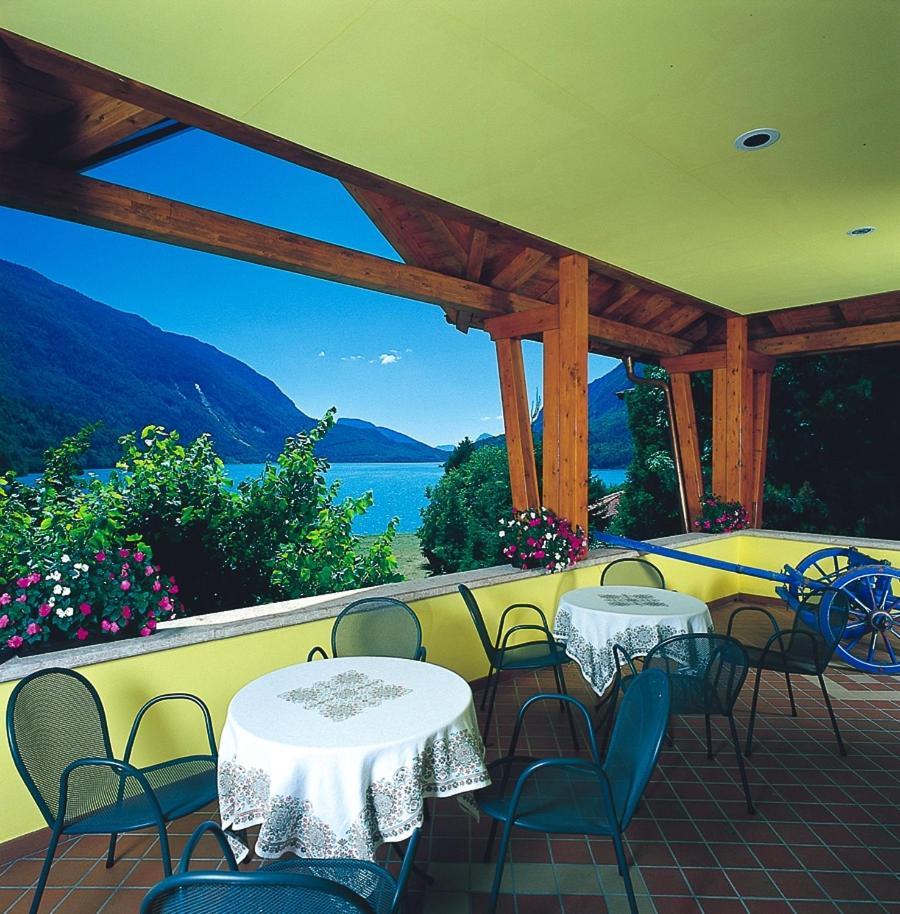 Hotel Des Alpes Molveno Exterior photo